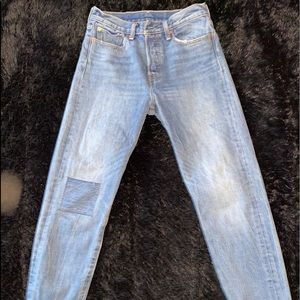 Levi Button Fly Mom Jeans - Size 27